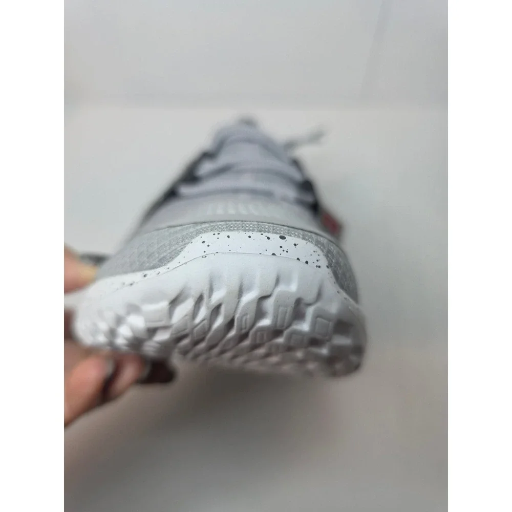 NEW! RIGHTFOOTONLY Amputee UnderArmourFlow MVMNT‎ M's GreyWhite Shoe Sz9 Sample